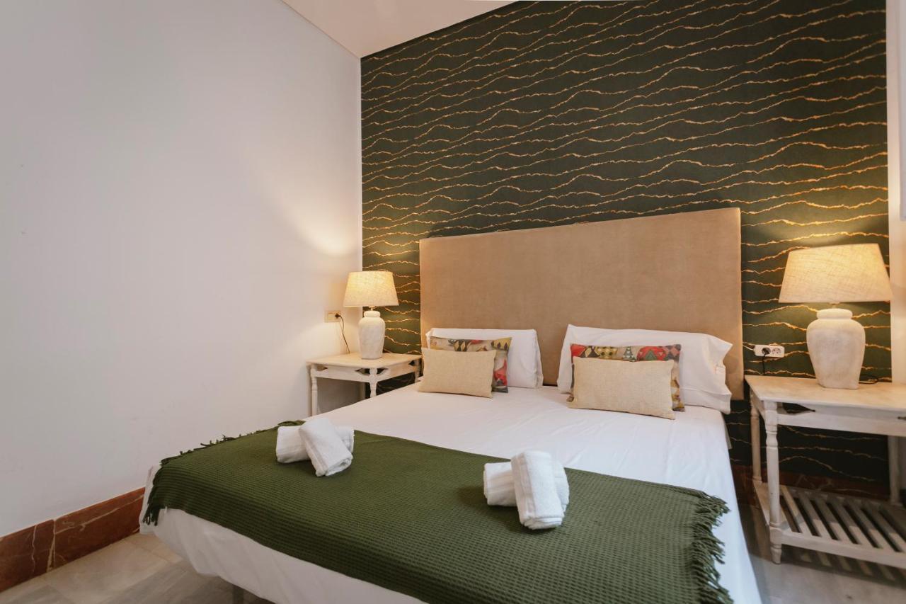 Bright And Cozy-1Bd 1Bth & 2Bd 1Bth- La Giralda Apartment Севиля Екстериор снимка