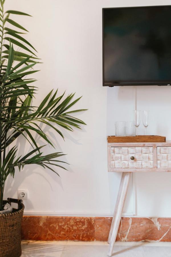 Bright And Cozy-1Bd 1Bth & 2Bd 1Bth- La Giralda Apartment Севиля Екстериор снимка