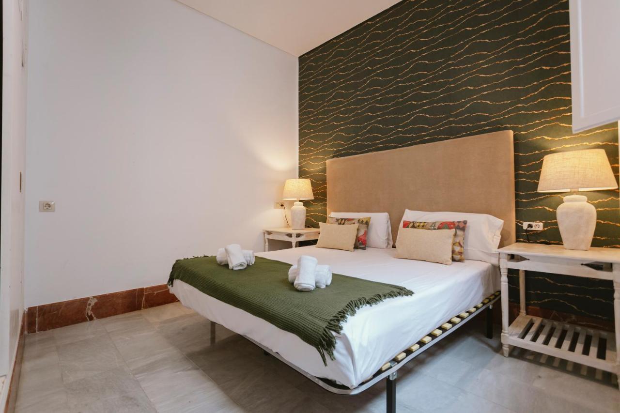 Bright And Cozy-1Bd 1Bth & 2Bd 1Bth- La Giralda Apartment Севиля Екстериор снимка