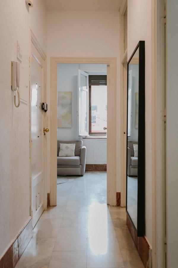 Bright And Cozy-1Bd 1Bth & 2Bd 1Bth- La Giralda Apartment Севиля Екстериор снимка
