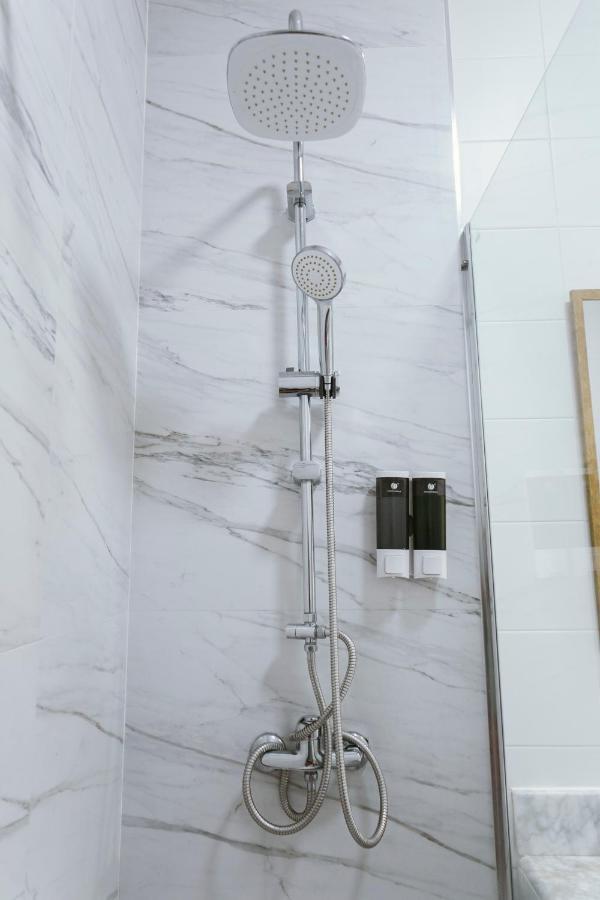 Bright And Cozy-1Bd 1Bth & 2Bd 1Bth- La Giralda Apartment Севиля Екстериор снимка